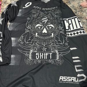 Shift riding jersey